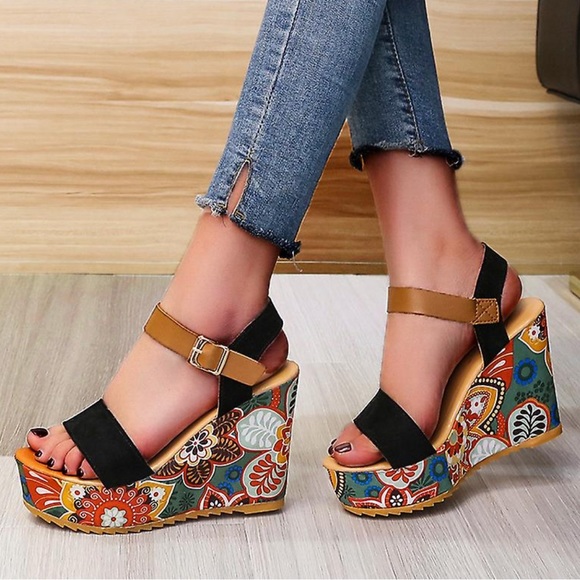 Shoes - #222 Black Buckle Retro Floral Wedge Platform Heel Shoes